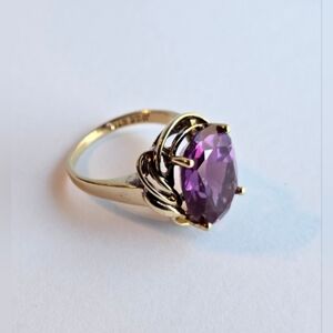 Vintage Gold Amethyst Statement Ring • Large Oval